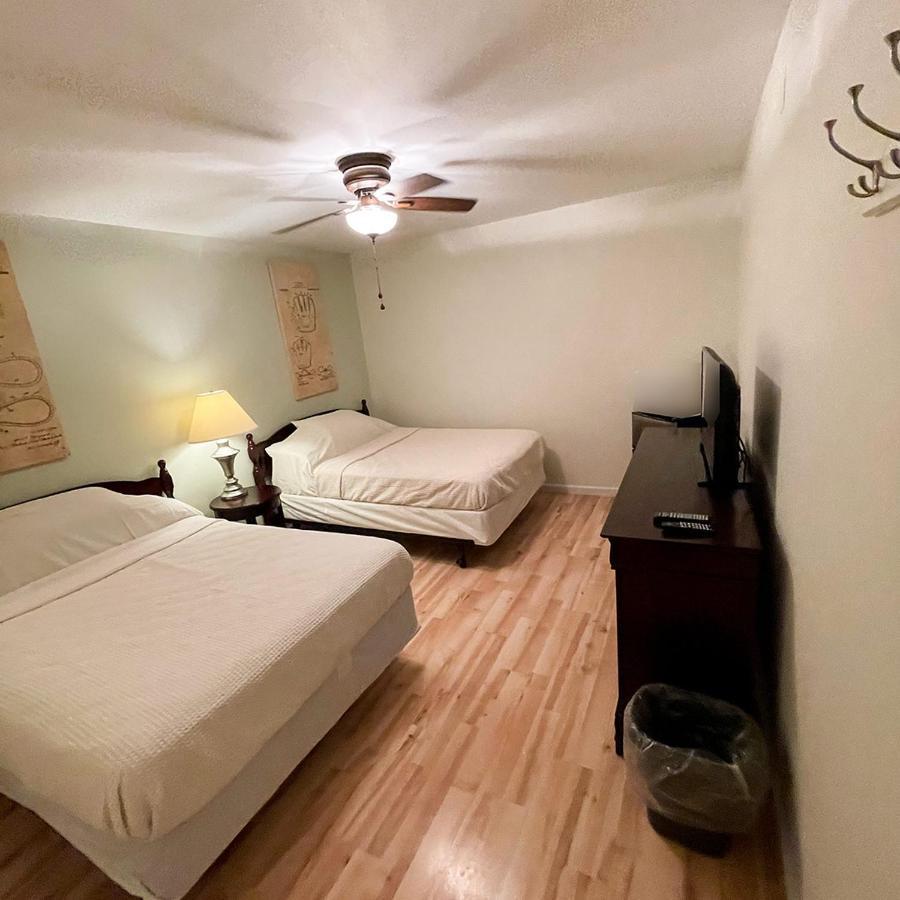 Baseball Town Motel Куперстаун Екстер'єр фото